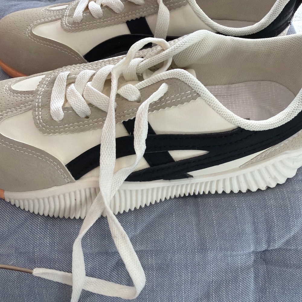 Sneakers (De Florance) - Picture 4 of 6